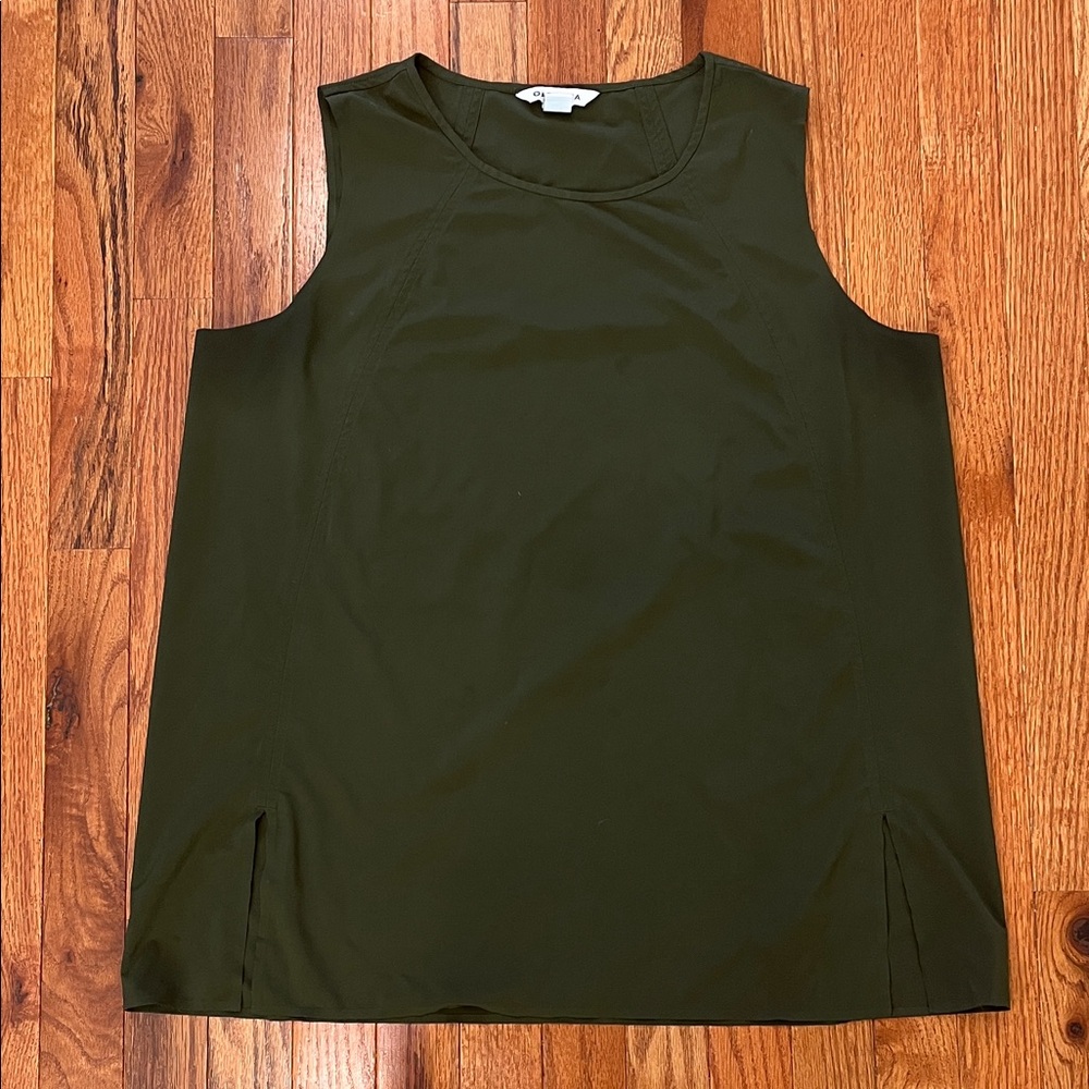 Athleta zephyr refined Tank